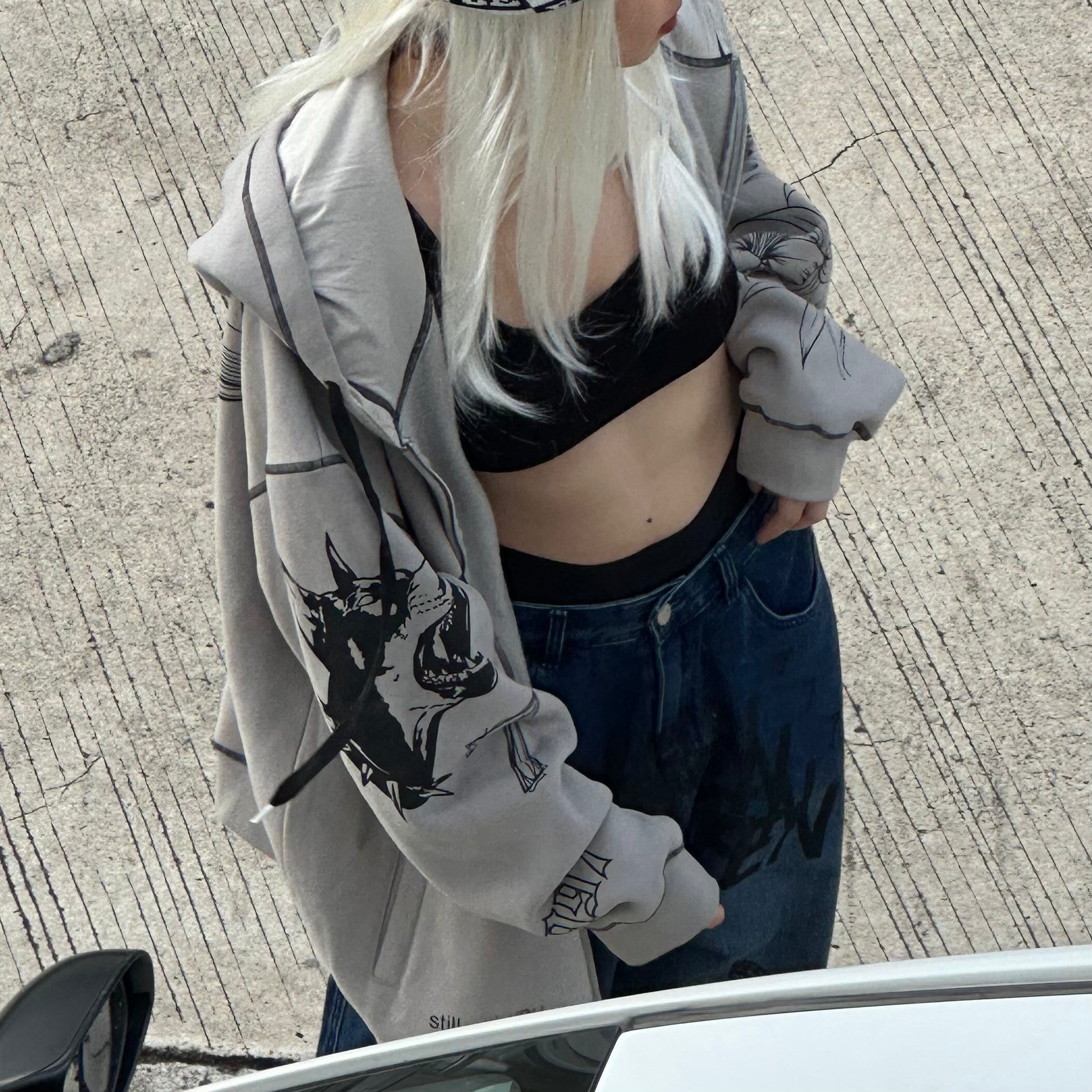 SEVEN zip-up [arkive]